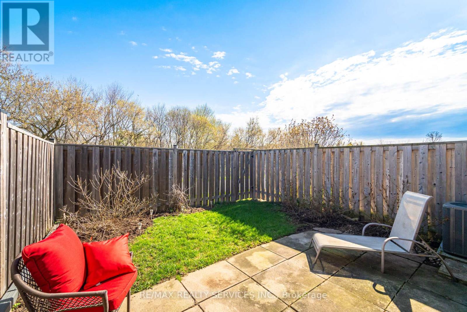 1 - 1 Tara Park Court, Brampton, Ontario  L6V 3E4 - Photo 30 - W13042366