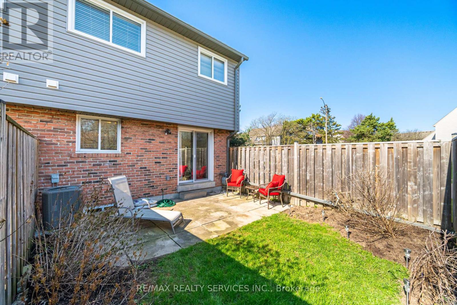 1 - 1 Tara Park Court, Brampton, Ontario  L6V 3E4 - Photo 31 - W13042366