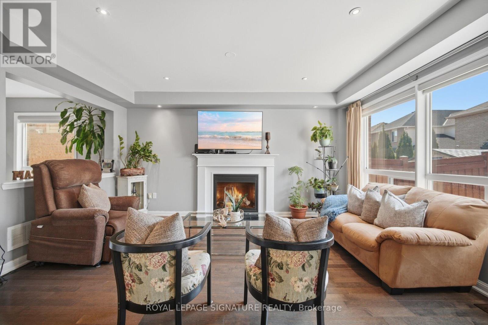 12 Tawnie Crescent, Brampton, Ontario  L6X 0L3 - Photo 11 - W13042370