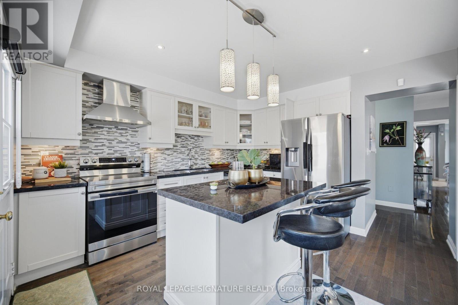 12 Tawnie Crescent, Brampton, Ontario  L6X 0L3 - Photo 17 - W13042370