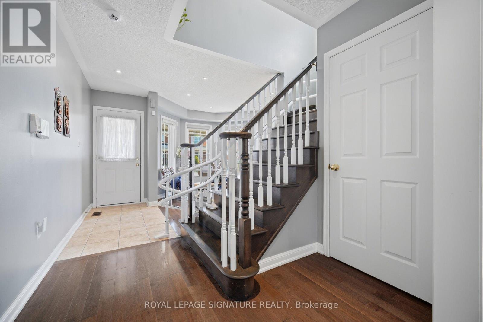 12 Tawnie Crescent, Brampton, Ontario  L6X 0L3 - Photo 23 - W13042370