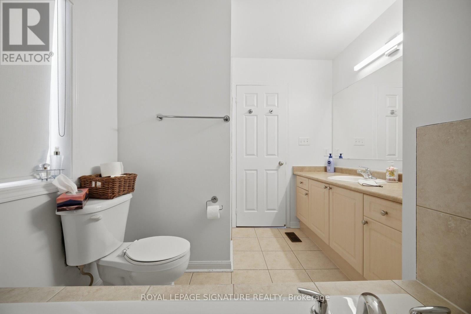 12 Tawnie Crescent, Brampton, Ontario  L6X 0L3 - Photo 29 - W13042370