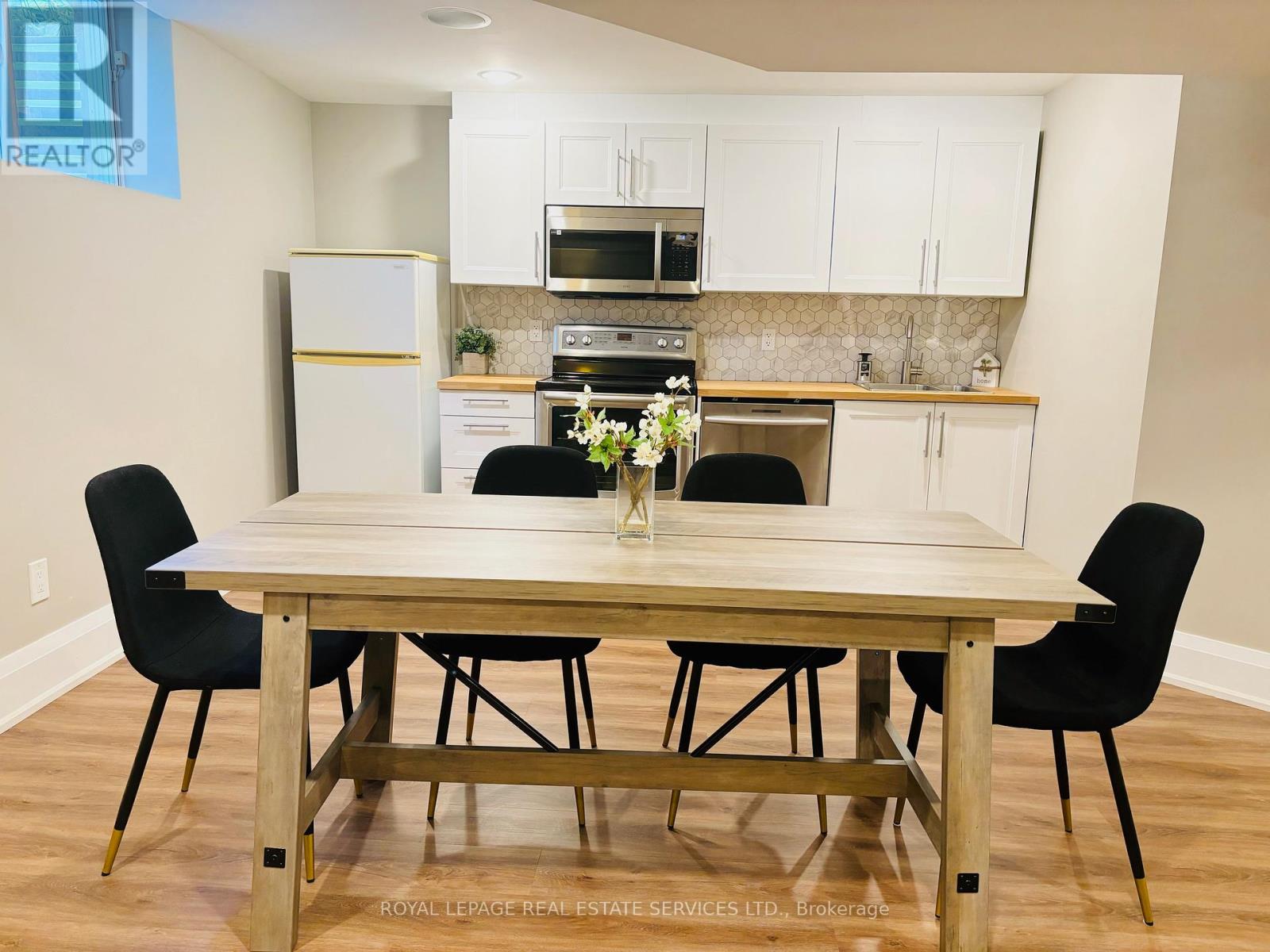 Lower Level - 1397 Heritage Way, Oakville, Ontario  L6M 3C2 - Photo 5 - W13042388