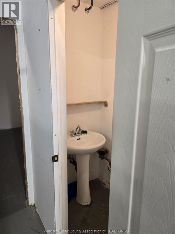 357 Queen Street Unit# Rear Shop, Essex, Ontario  N0R 1G0 - Photo 5 - 26009158