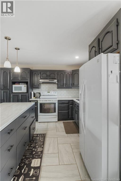 18 Louis-Bourg Road, Bouctouche, New Brunswick  E4S 3N7 - Photo 5 - NB136485