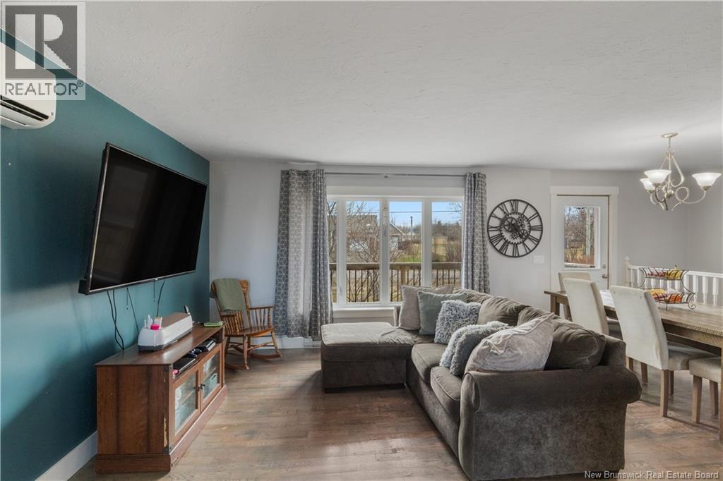18 Louis-Bourg Road, Bouctouche, New Brunswick  E4S 3N7 - Photo 6 - NB136485