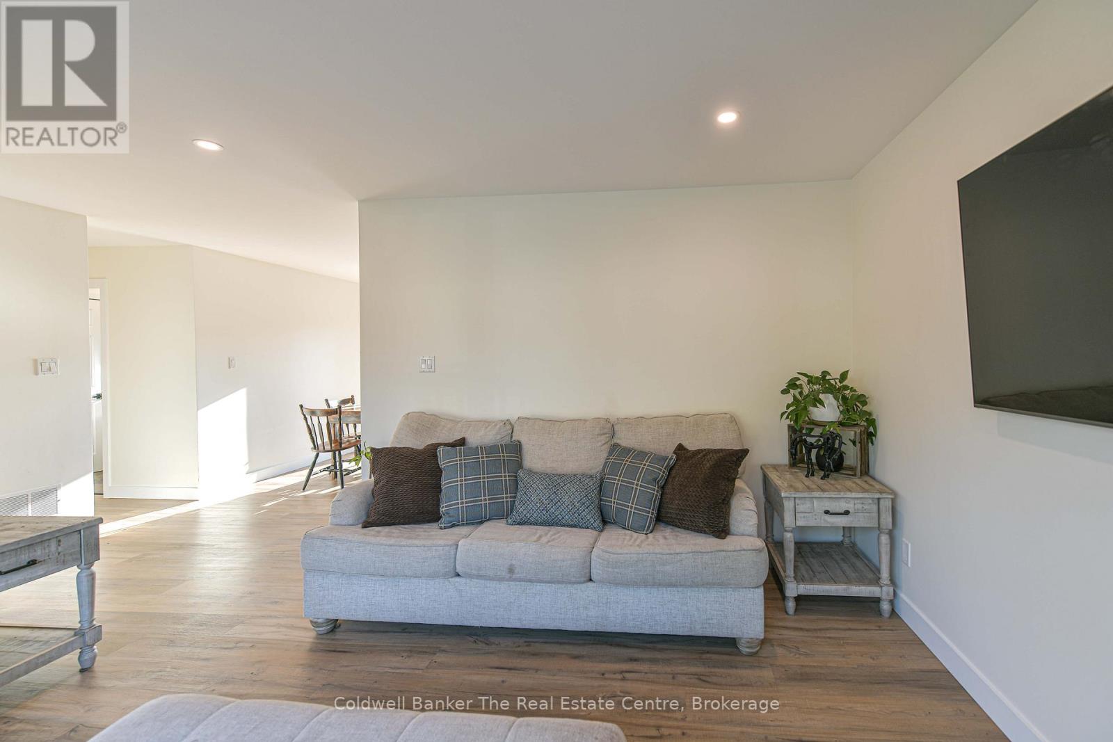 355 Louise Street, Gravenhurst, Ontario  P1P 1E1 - Photo 7 - X13040482