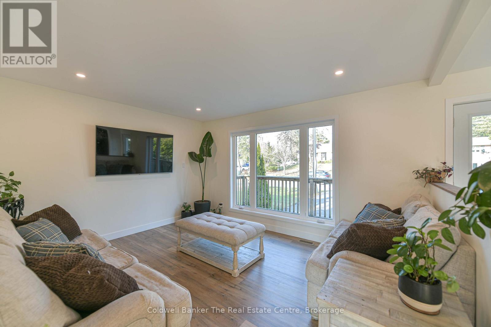 355 Louise Street, Gravenhurst, Ontario  P1P 1E1 - Photo 5 - X13040482