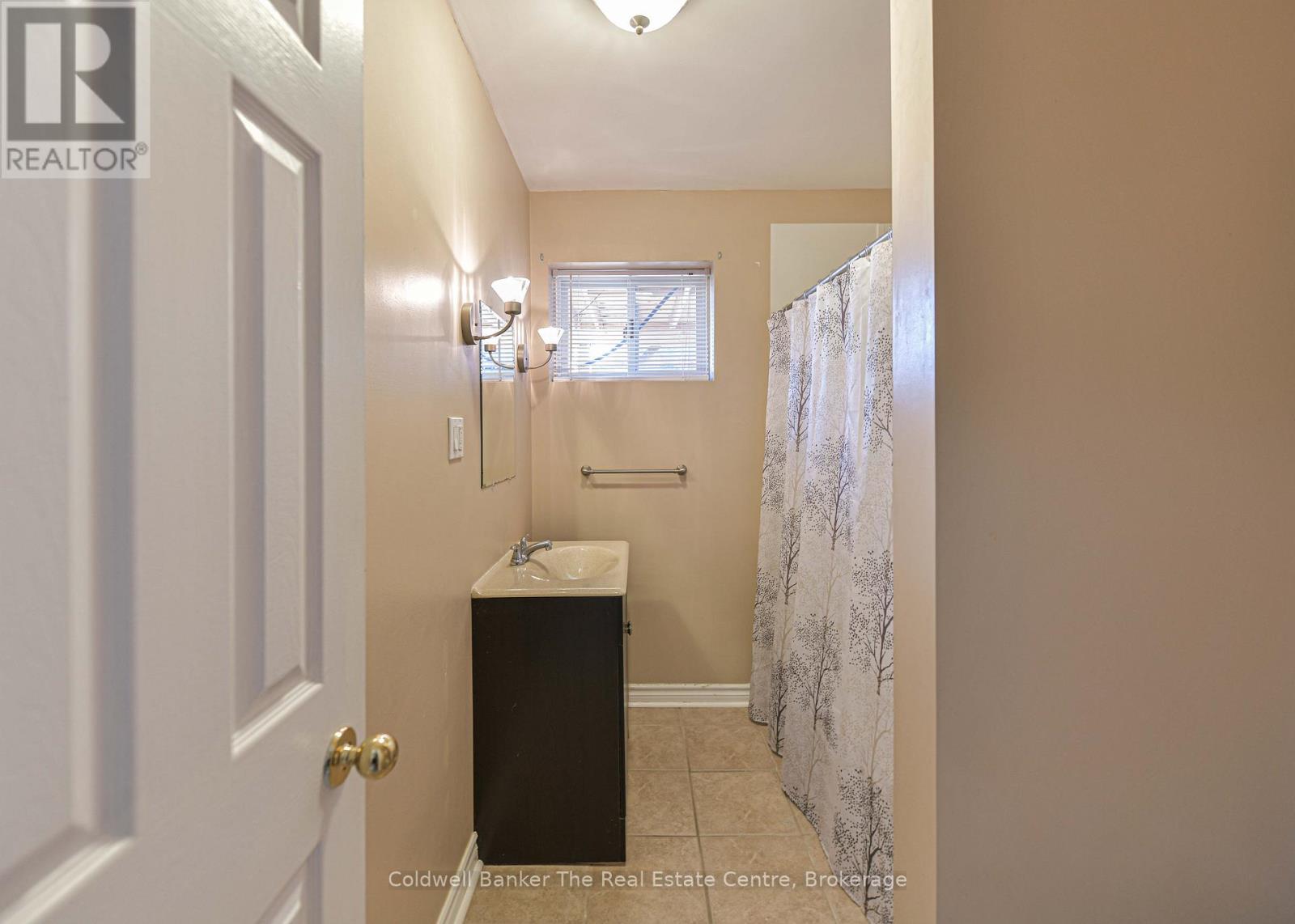 355 Louise Street, Gravenhurst, Ontario  P1P 1E1 - Photo 30 - X13040482