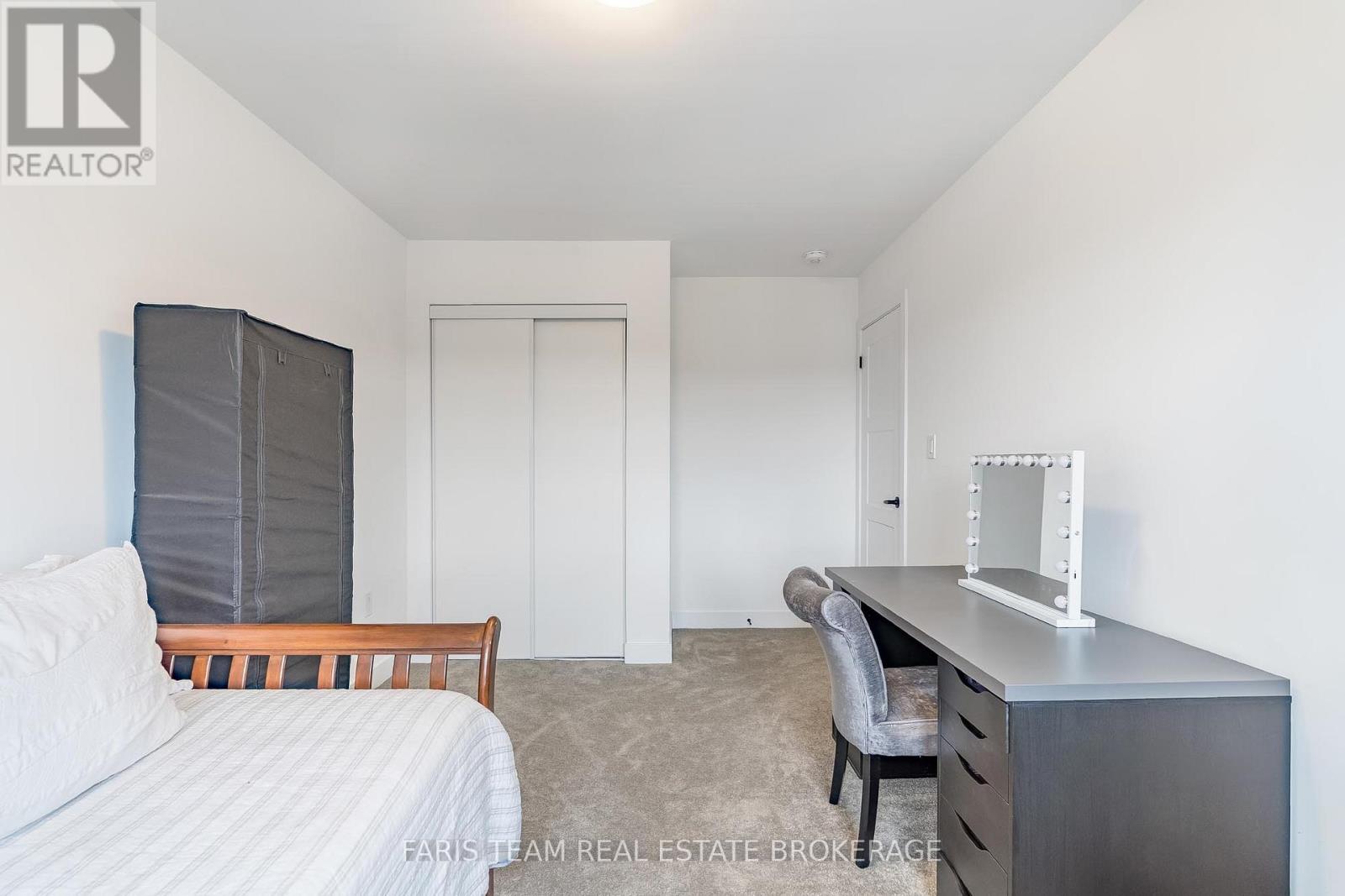 34 Hay Lane, Barrie, Ontario  L9J 0V5 - Photo 18 - S12903670