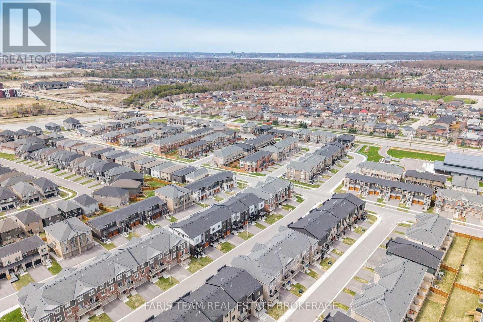 34 Hay Lane, Barrie, Ontario  L9J 0V5 - Photo 24 - S12903670