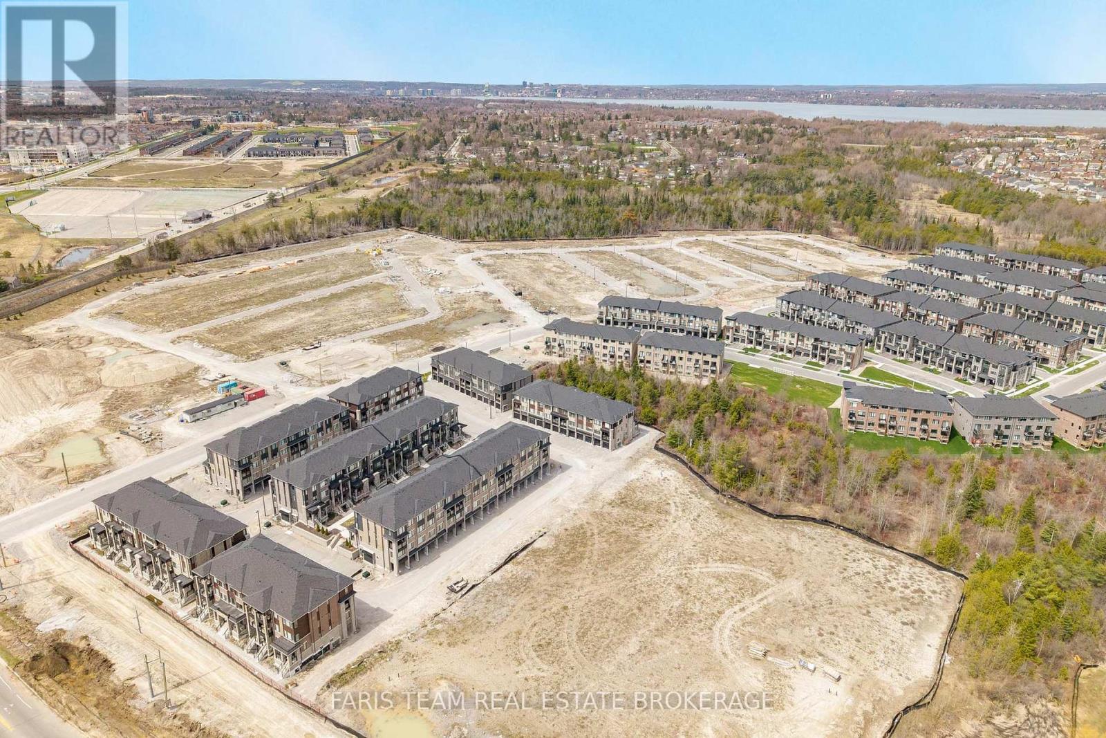 39 Appletree Lane, Barrie, Ontario  L9J 0P1 - Photo 33 - S12903938