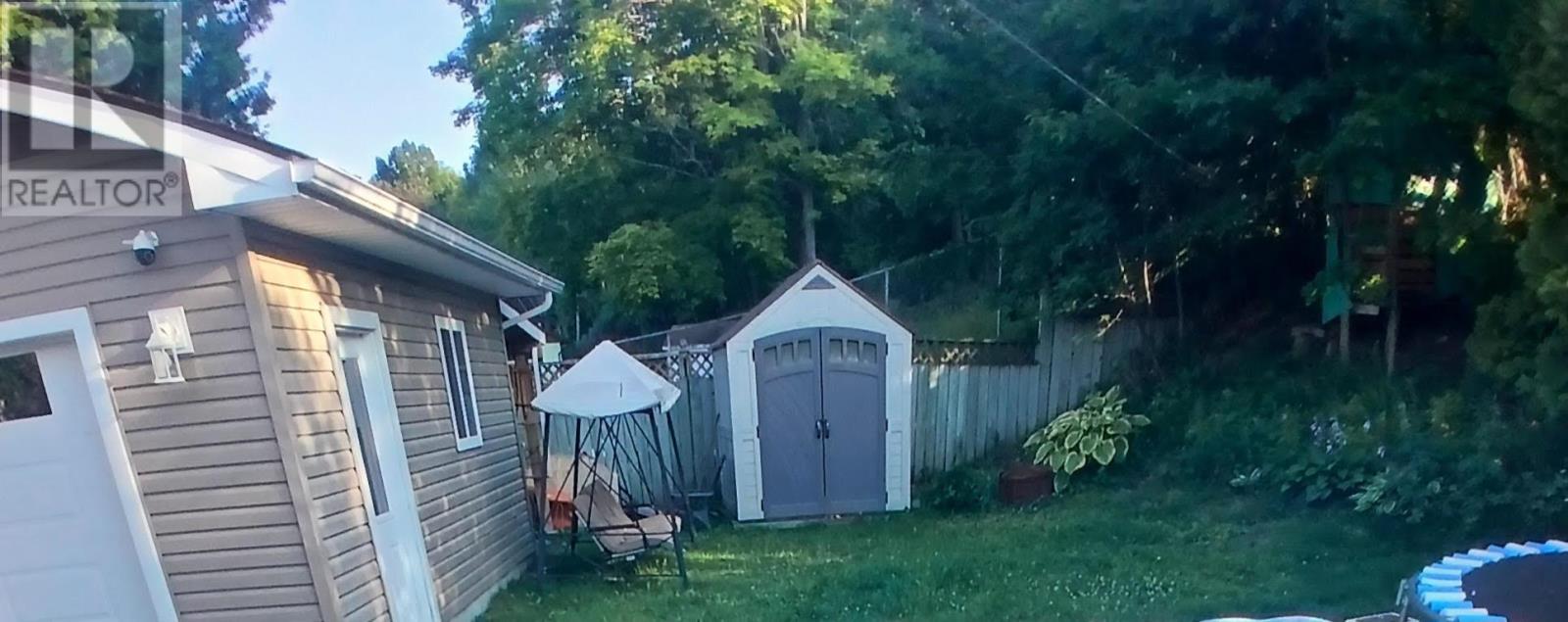 97 Hutchison Ave, Elliot Lake, Ontario  P5A 1W9 - Photo 40 - SM260769