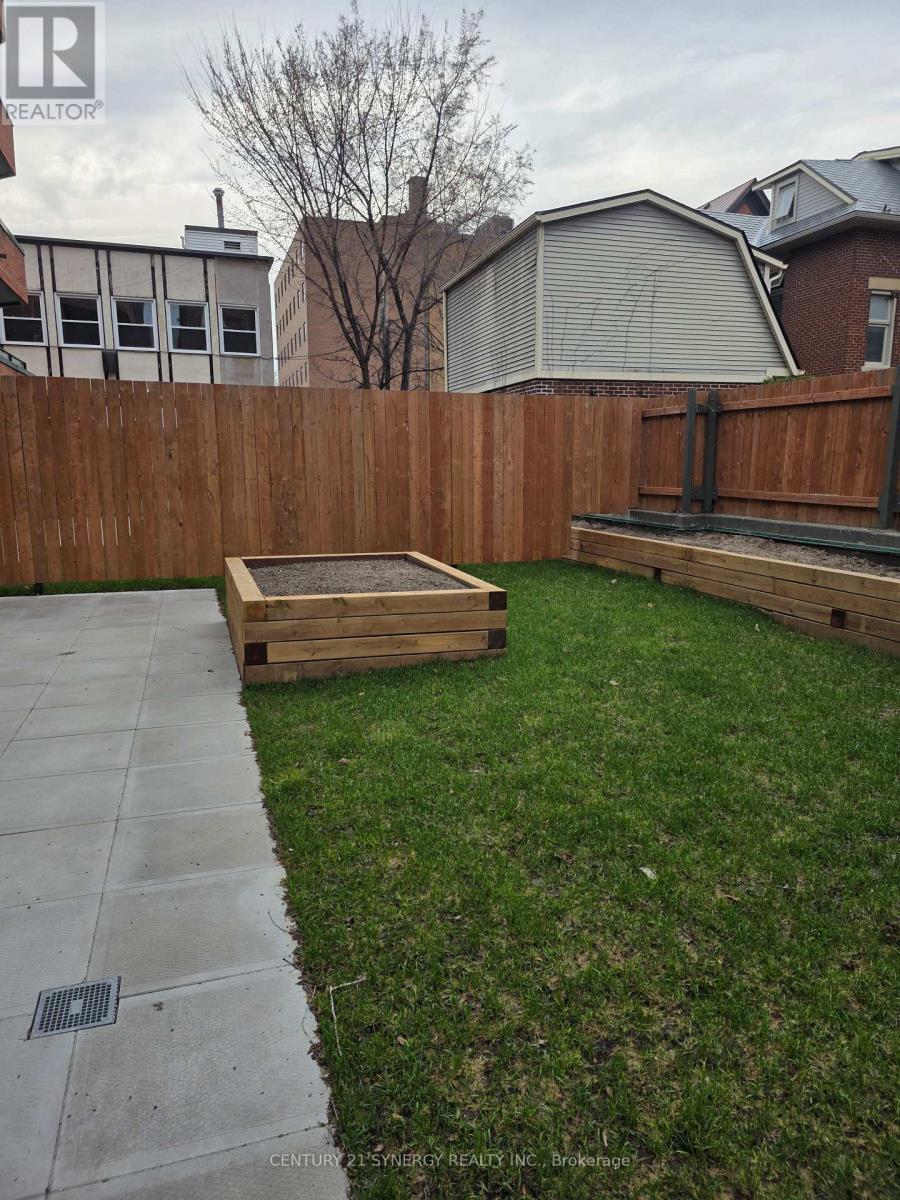 104 - 295 Gilmour Street, Ottawa, Ontario  K2P 0P7 - Photo 38 - X12632722