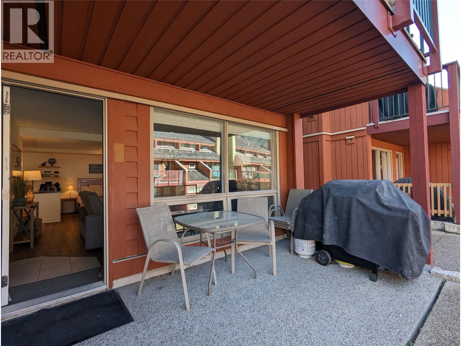 2030 Panorama Drive Unit# 806, Panorama Mountain, British Columbia  V0A 1T0 - Photo 11 - 10384683