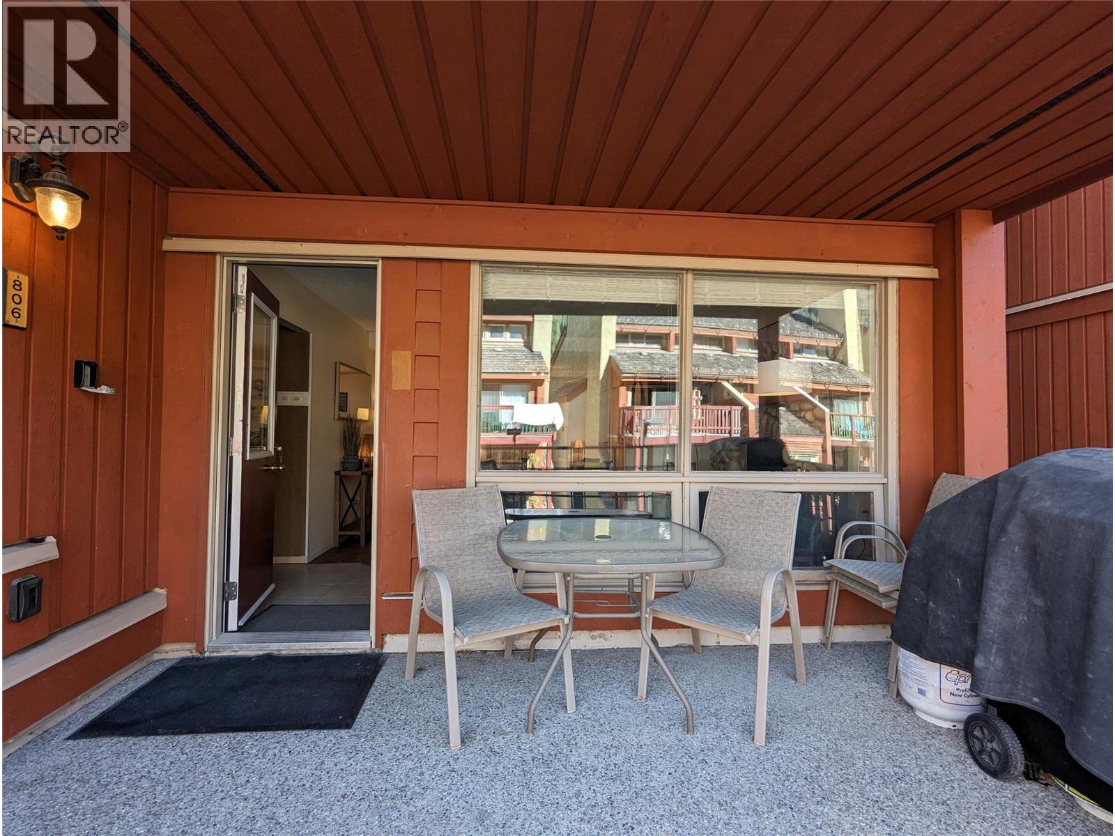 2030 Panorama Drive Unit# 806, Panorama Mountain, British Columbia  V0A 1T0 - Photo 4 - 10384683