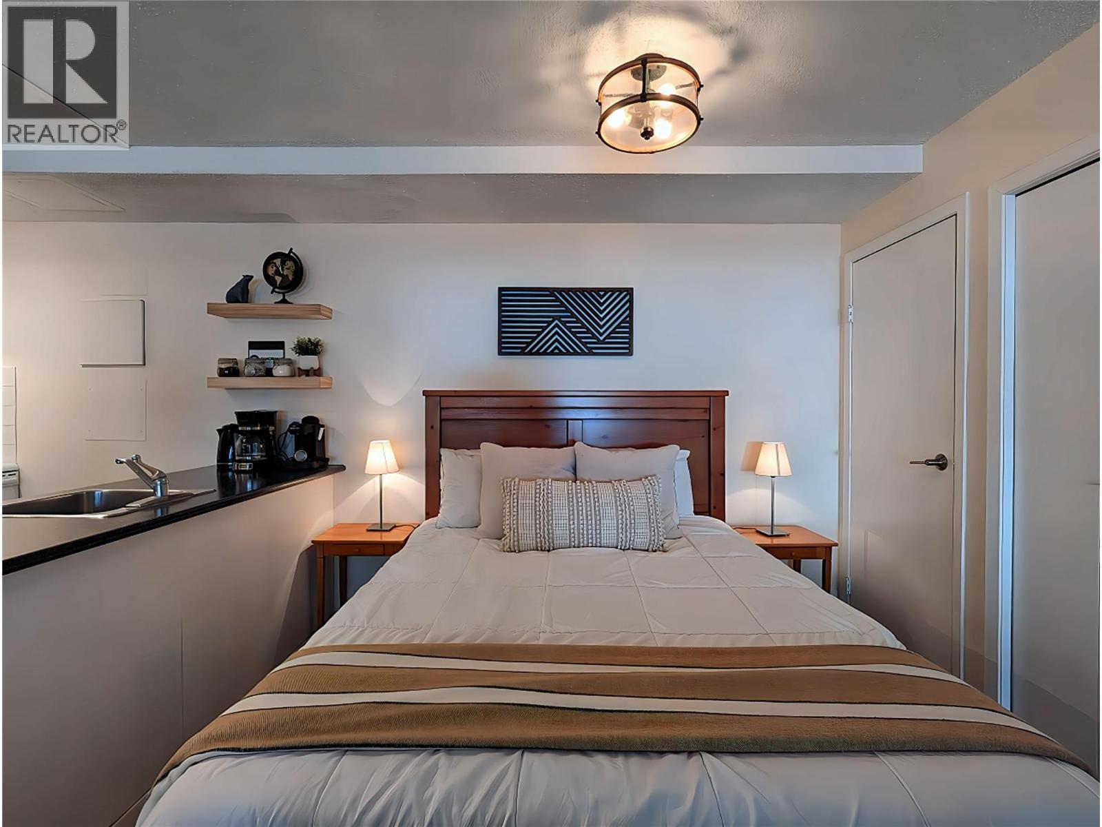 2030 Panorama Drive Unit# 806, Panorama Mountain, British Columbia  V0A 1T0 - Photo 6 - 10384683