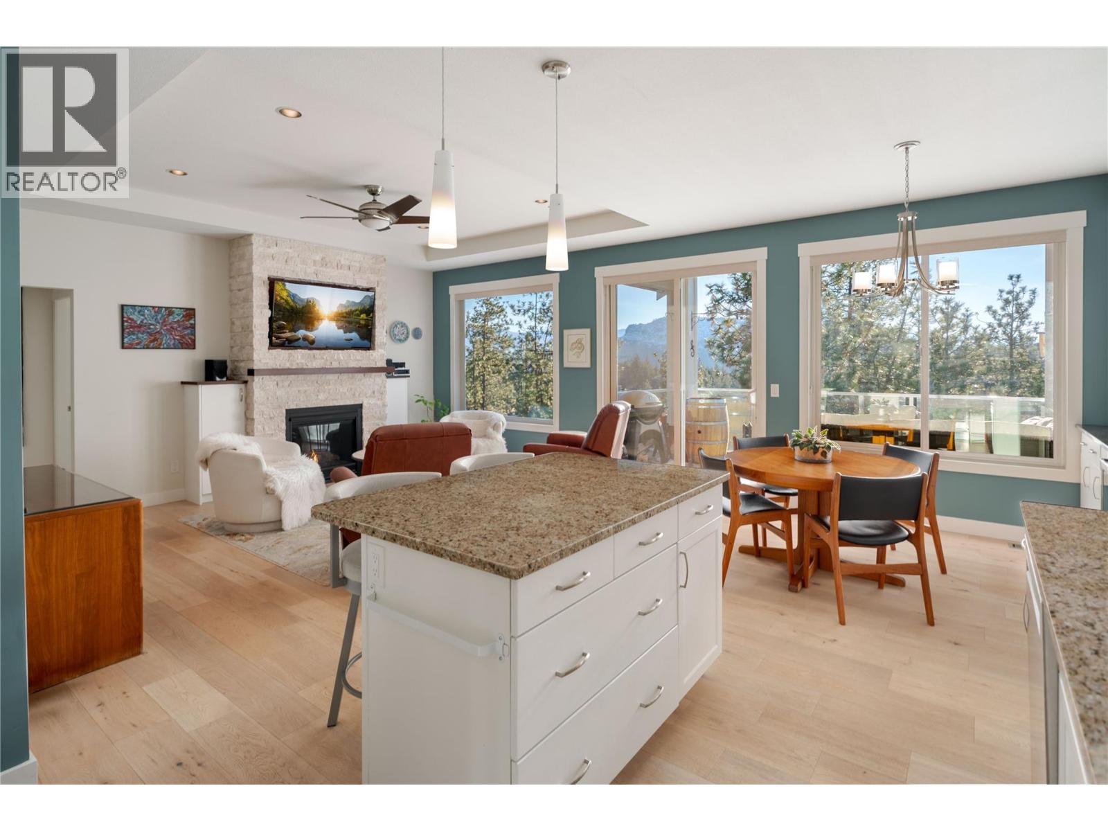 1431 Roseridge Court, West Kelowna, British Columbia  V1Z 4E2 - Photo 3 - 10384617