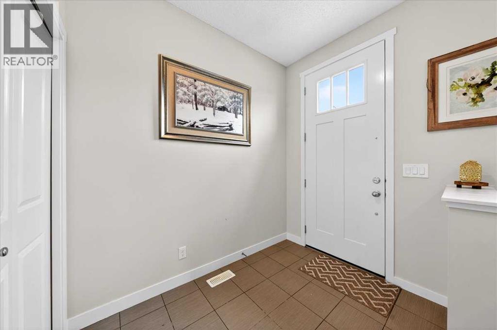 1325 Walden Drive Se, Calgary, Alberta  T2X 2H6 - Photo 3 - A2305024