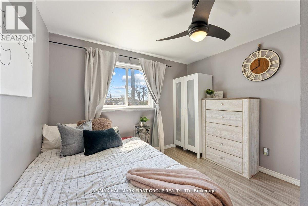 398 Dean Avenue, Oshawa, Ontario  L1H 3E2 - Photo 12 - E13042502