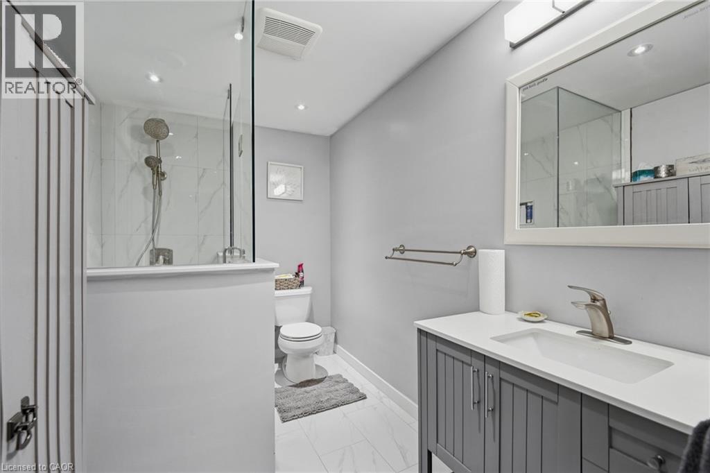 7 Gibson Place Unit# 26, St. Catharines, Ontario  L2R 0A3 - Photo 38 - 40824071