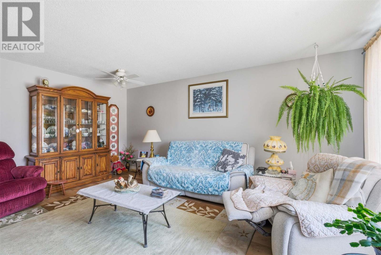 63 Lachance Pl, Elliot Lake, Ontario  P5A 3B9 - Photo 6 - SM260778