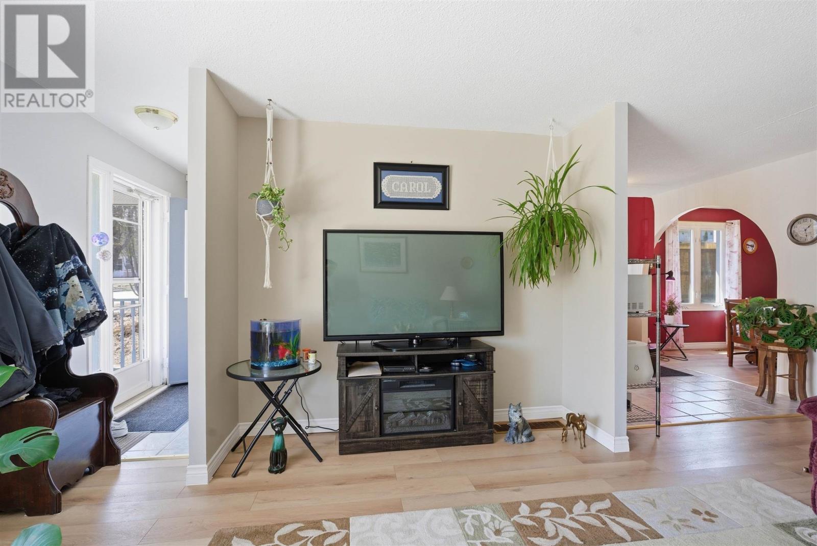 63 Lachance Pl, Elliot Lake, Ontario  P5A 3B9 - Photo 9 - SM260778