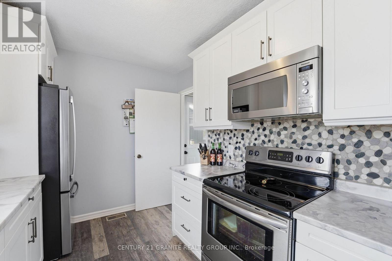 66 Sprucedale Street, Highlands East, Ontario  K0L 1M0 - Photo 14 - X13042472