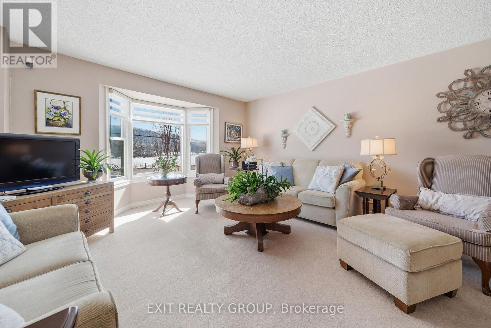 256 South Trent Street, Quinte West, Ontario  K0K 2C0 - Photo 10 - X13042494