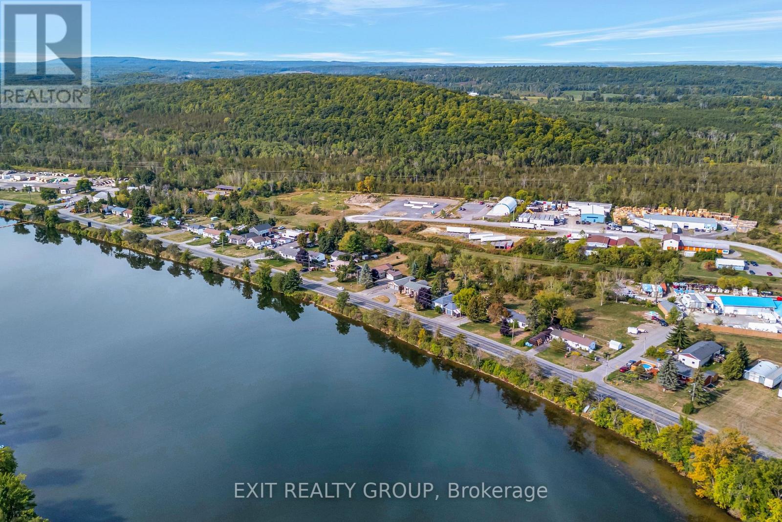 256 South Trent Street, Quinte West, Ontario  K0K 2C0 - Photo 2 - X13042494