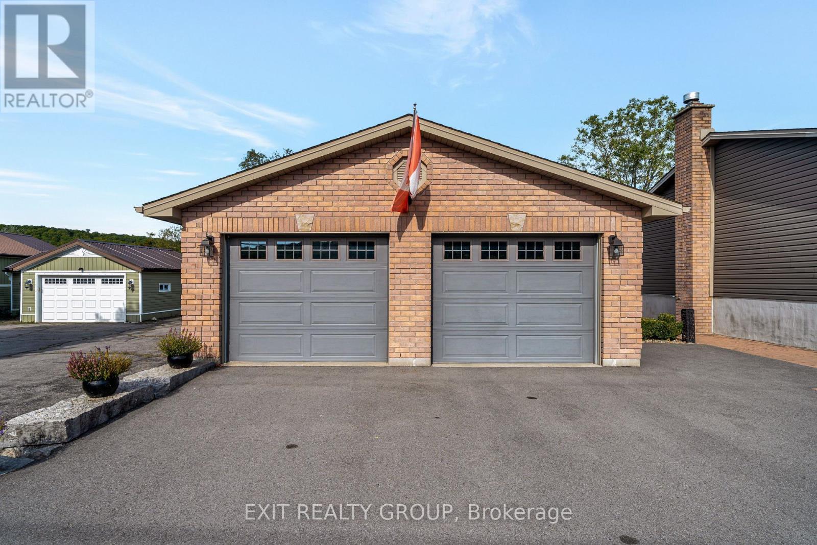 256 South Trent Street, Quinte West, Ontario  K0K 2C0 - Photo 3 - X13042494