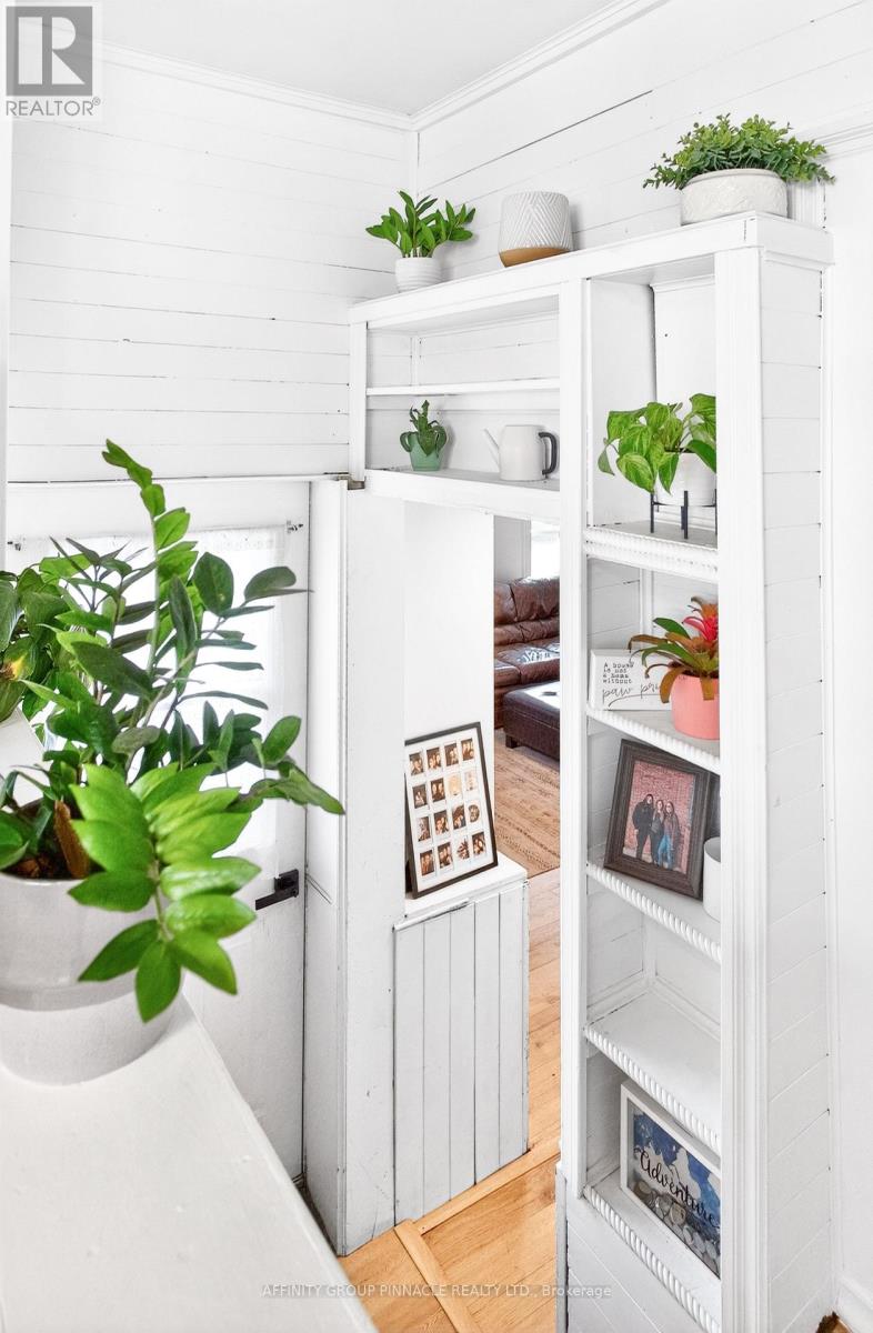 8 Mary Street W, Kawartha Lakes, Ontario  K0L 2W0 - Photo 15 - X13042550