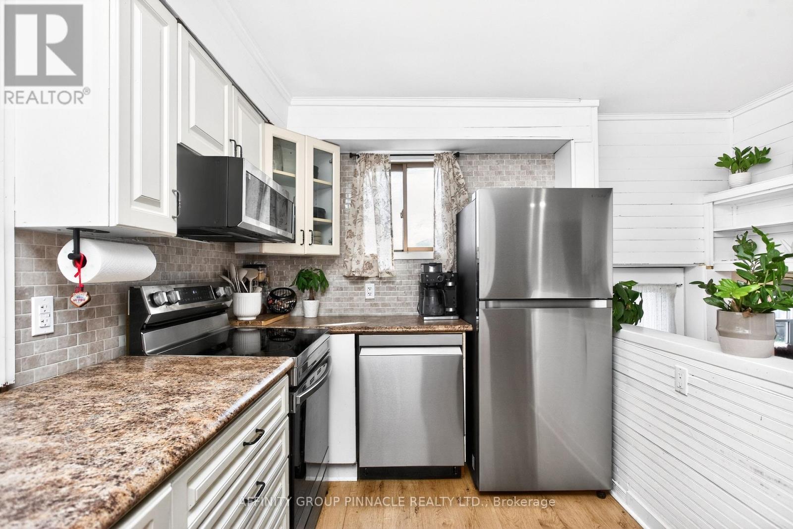 8 Mary Street W, Kawartha Lakes, Ontario  K0L 2W0 - Photo 7 - X13042550