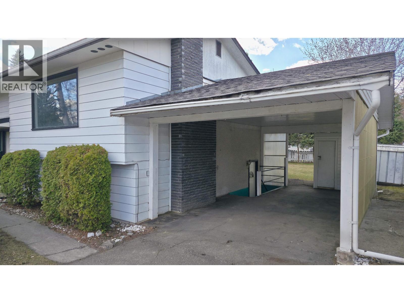 2583 Borden Crescent, Prince George, British Columbia  V2L 2X4 - Photo 3 - R3115614