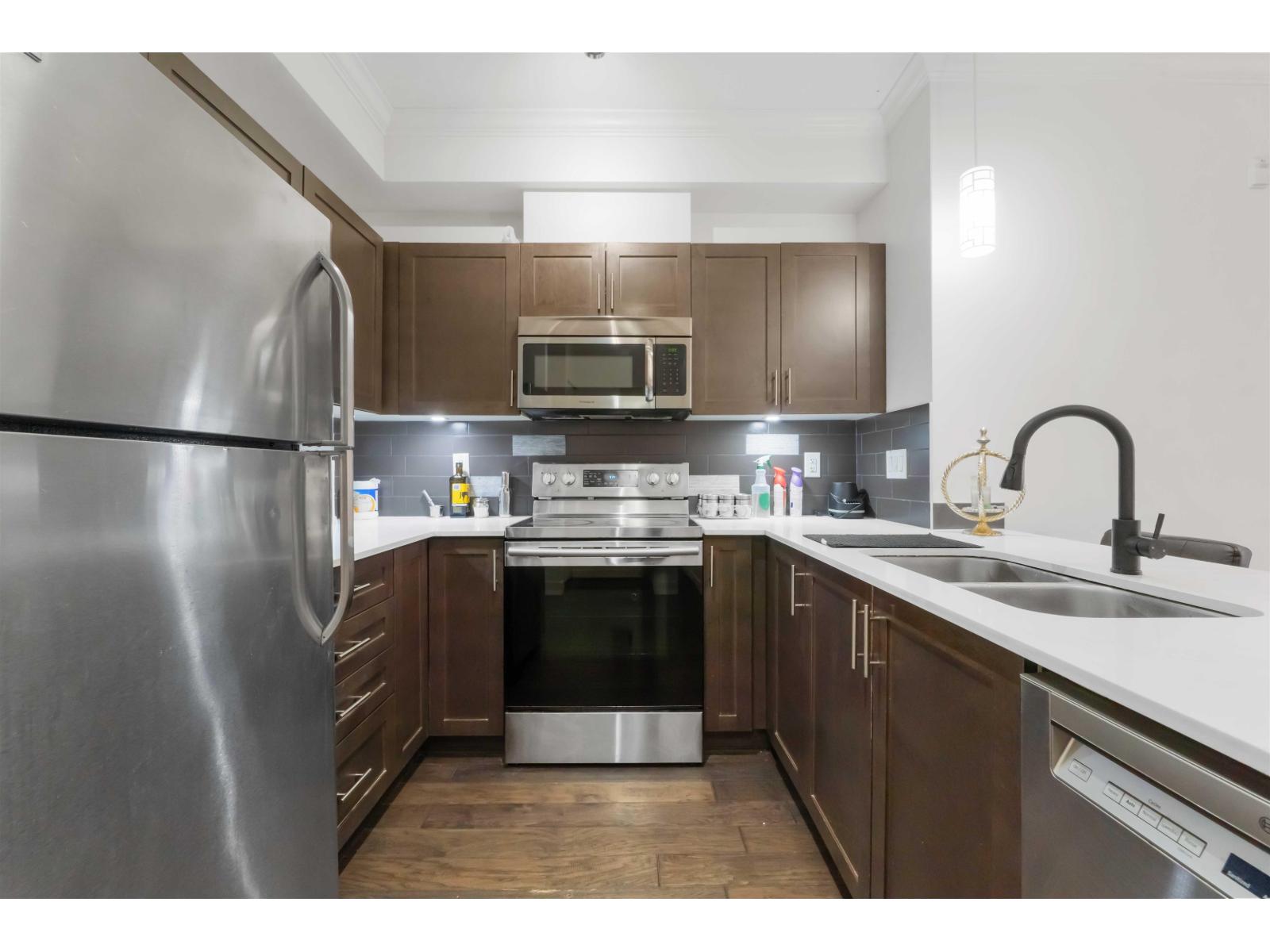 111 13468 King George Boulevard, Surrey, British Columbia  V3T 0B5 - Photo 18 - R3110073