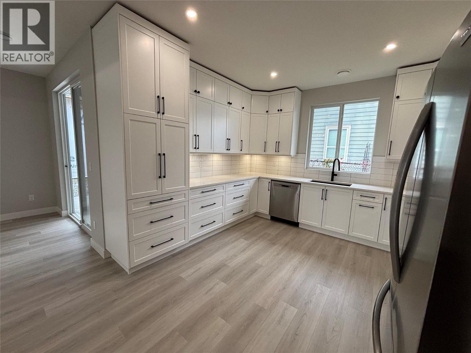 602 Nighthawk Avenue, Vernon, British Columbia  V1H 2A1 - Photo 18 - 10384637