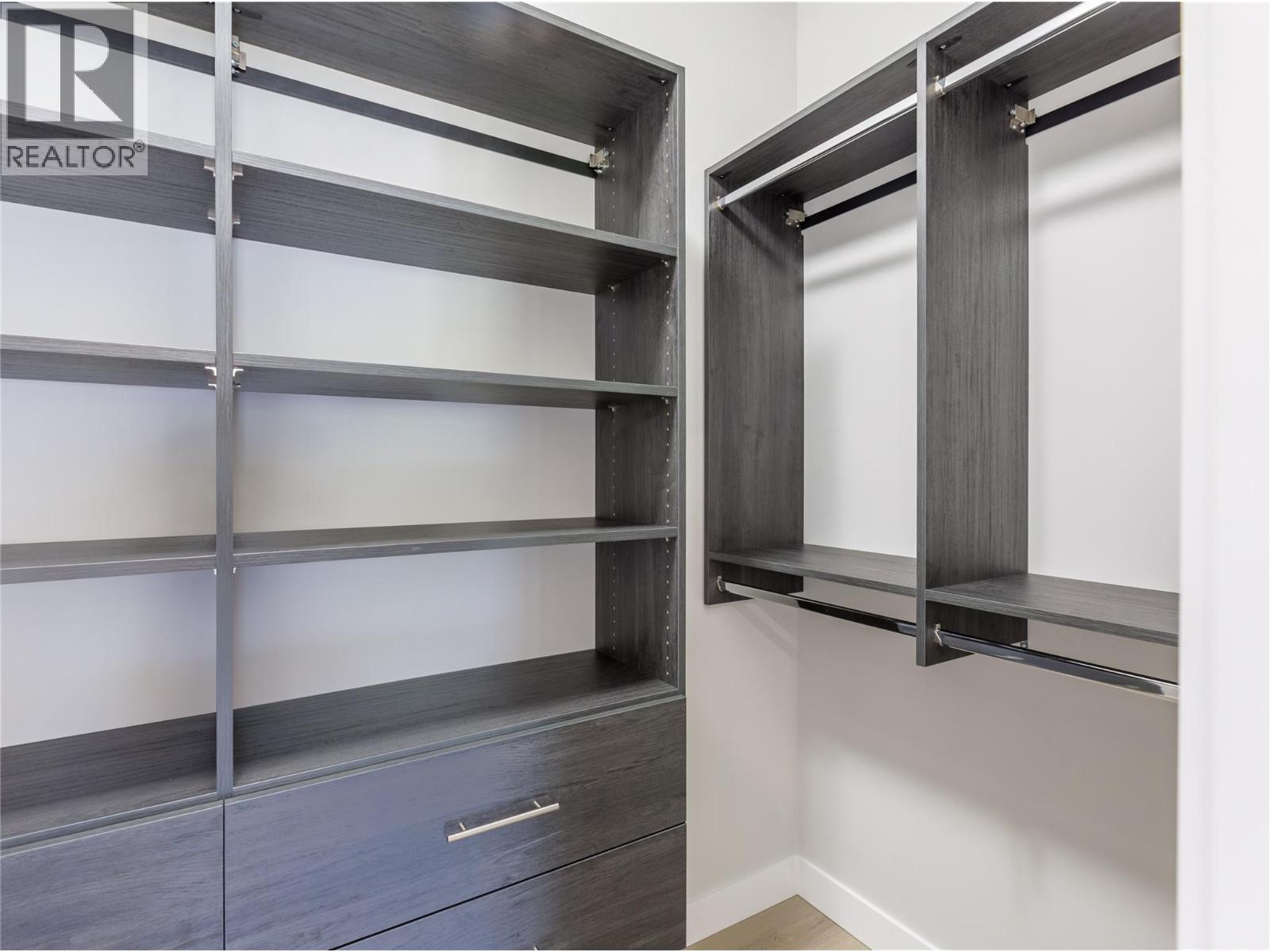 602 Nighthawk Avenue, Vernon, British Columbia  V1H 2A1 - Photo 27 - 10384637