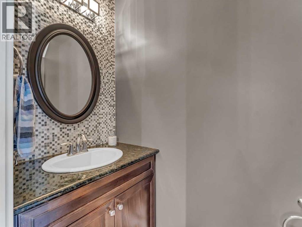 368 Northlands Pointe Ne, Medicine Hat, Alberta  T1C 0C4 - Photo 16 - A2304792