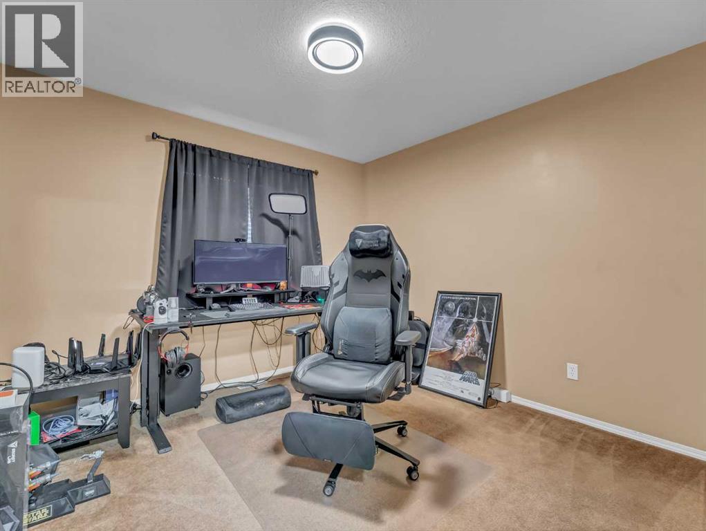 368 Northlands Pointe Ne, Medicine Hat, Alberta  T1C 0C4 - Photo 22 - A2304792