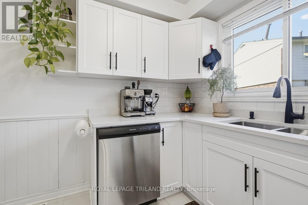 116 - 1328 Commissioners Road W, London South, Ontario  N6K 2Y6 - Photo 11 - X13042572