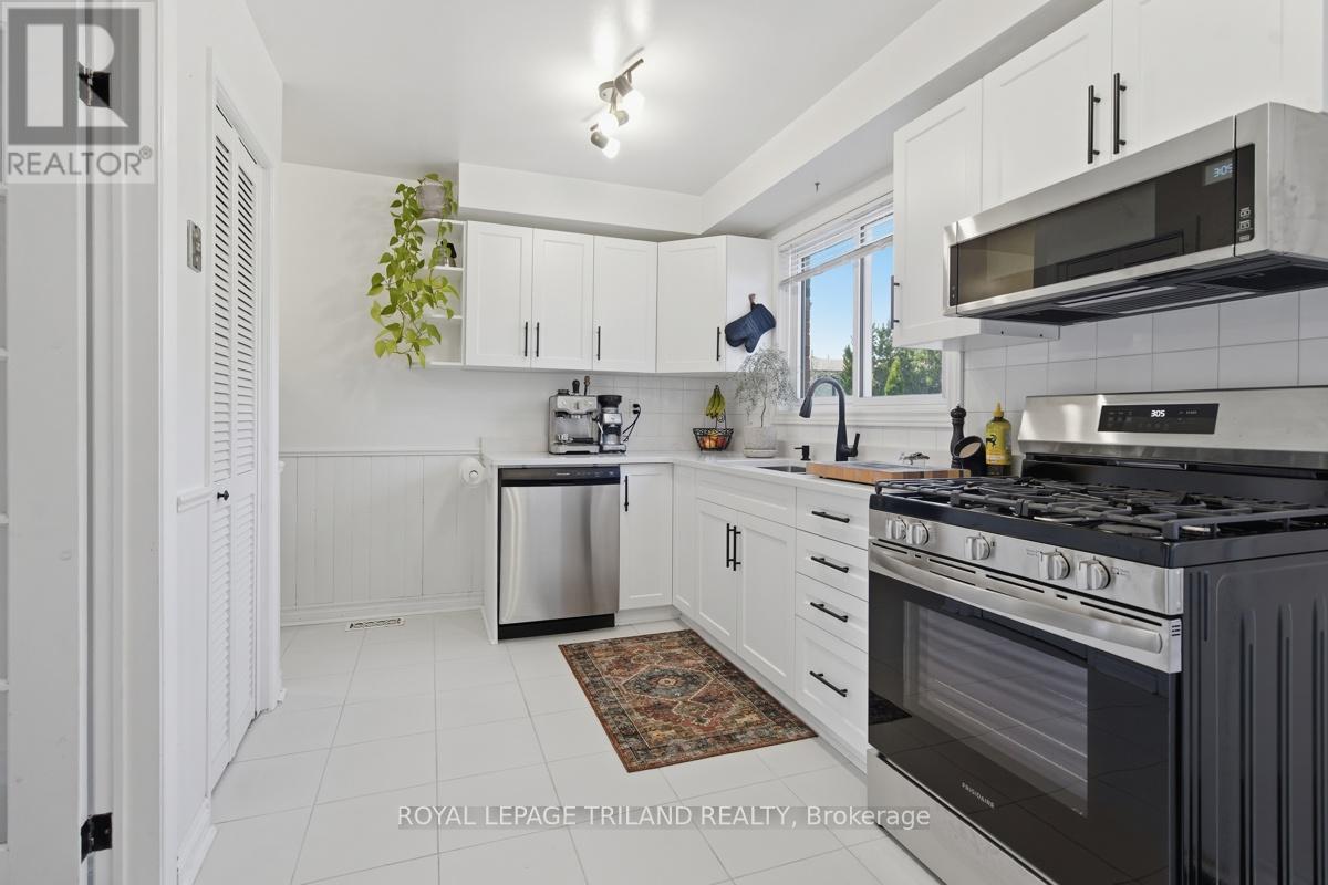 116 - 1328 Commissioners Road W, London South, Ontario  N6K 2Y6 - Photo 13 - X13042572