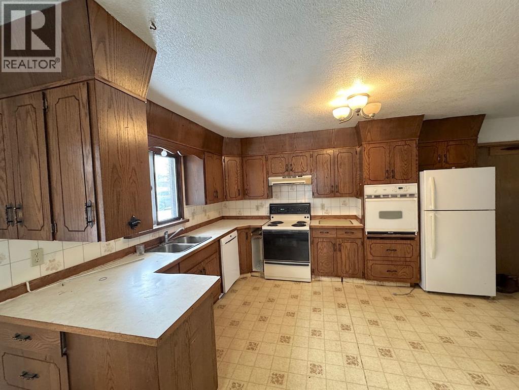 167 1 Street S, Edberg, Alberta  T0B 0J0 - Photo 7 - A2243189