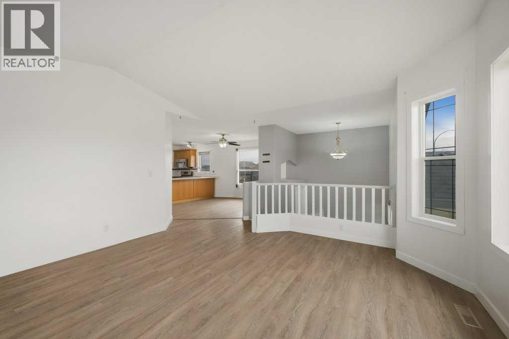 32 Hunter Road, Sylvan Lake, Alberta  T4S 2L6 - Photo 11 - A2302914