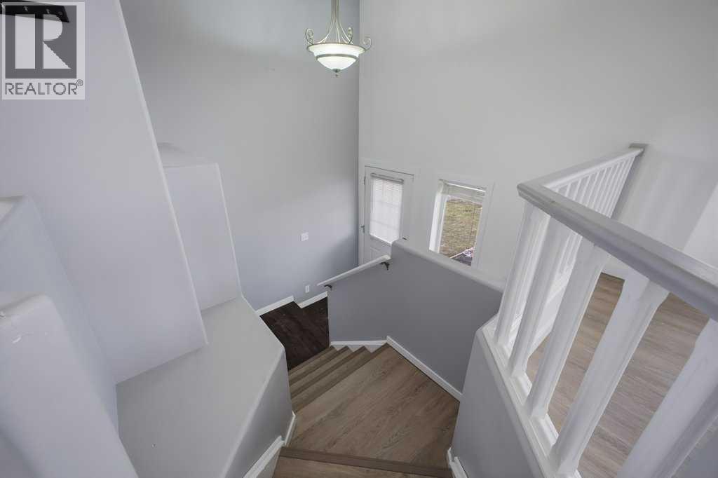 32 Hunter Road, Sylvan Lake, Alberta  T4S 2L6 - Photo 6 - A2302914