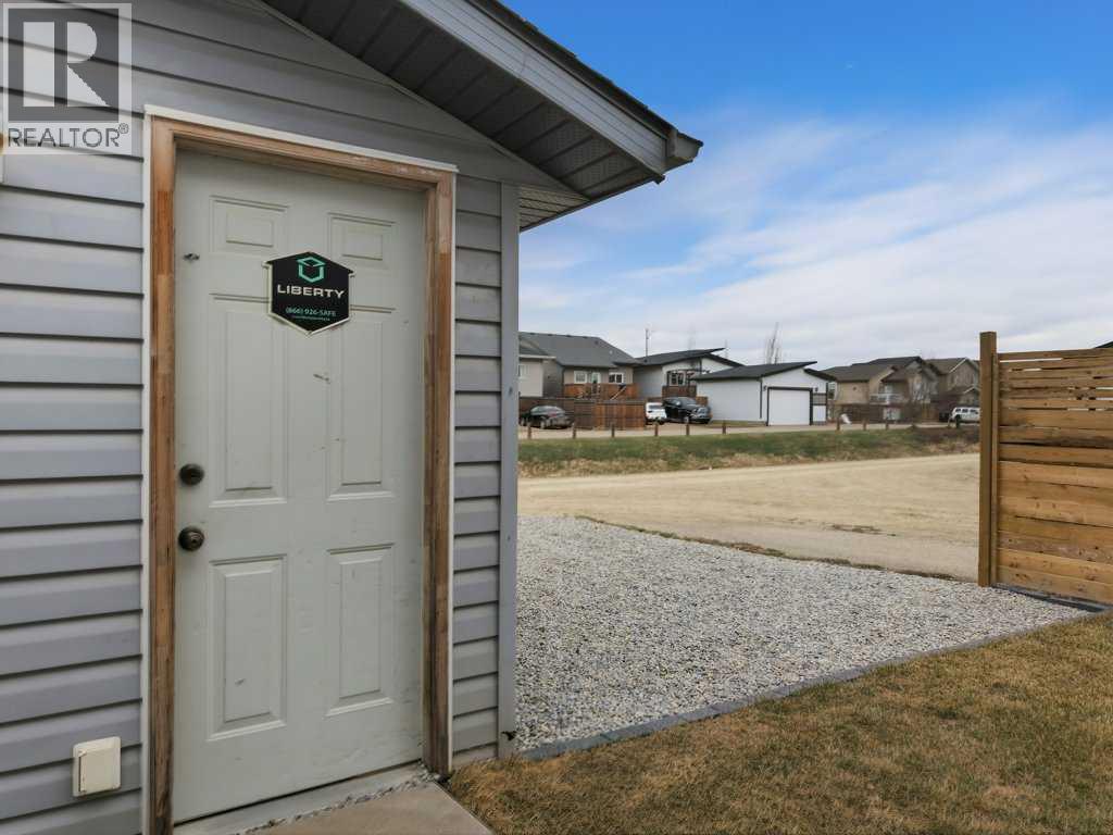 32 Hunter Road, Sylvan Lake, Alberta  T4S 2L6 - Photo 37 - A2302914