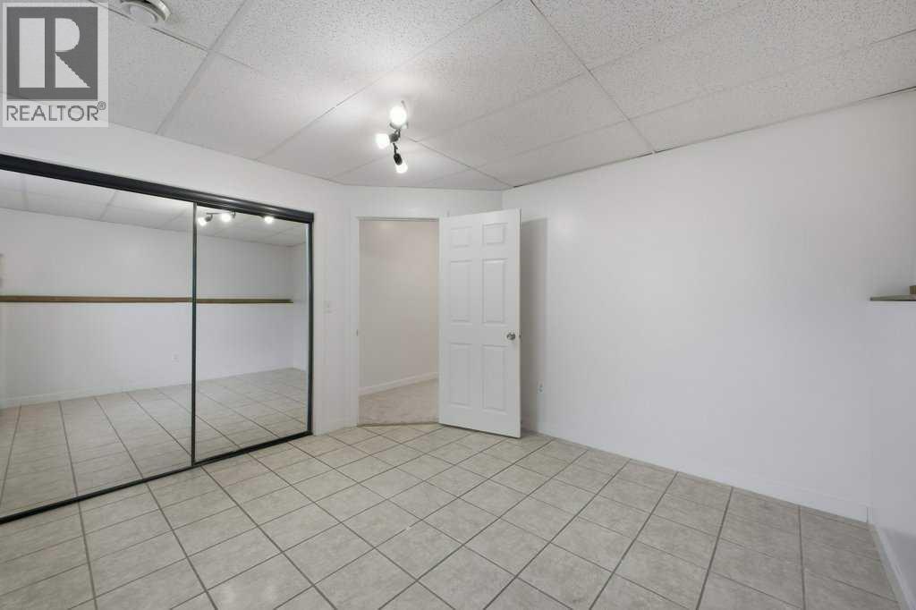 32 Hunter Road, Sylvan Lake, Alberta  T4S 2L6 - Photo 33 - A2302914