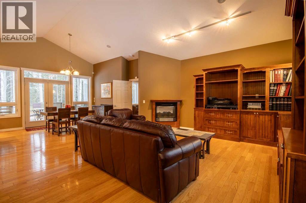 7, 32545 Range Road 52, Rural Mountain View County, Alberta  T0M 1X0 - Photo 3 - A2281129