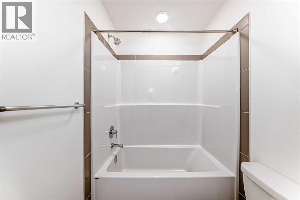 62 Starling Boulevard NW, Calgary, Alberta  T3P 2V7 - Photo 36 - A2297660