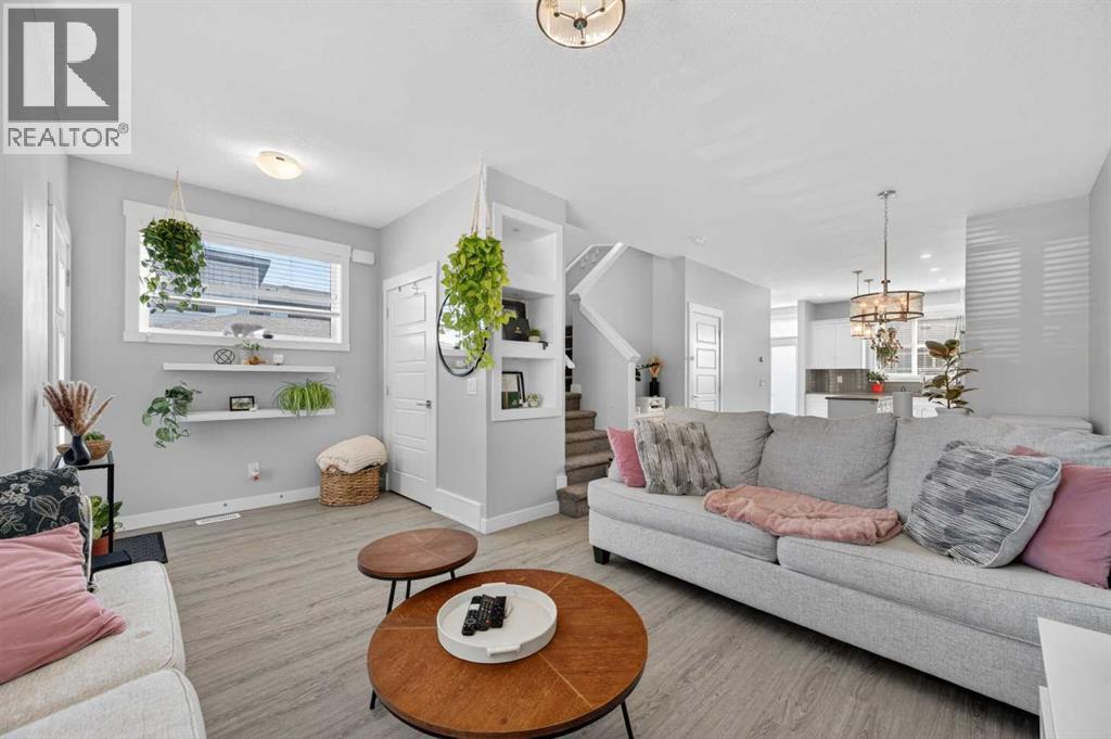 29 Skyview Parade NE, Calgary, Alberta  T3N 0V4 - Photo 5 - A2301319