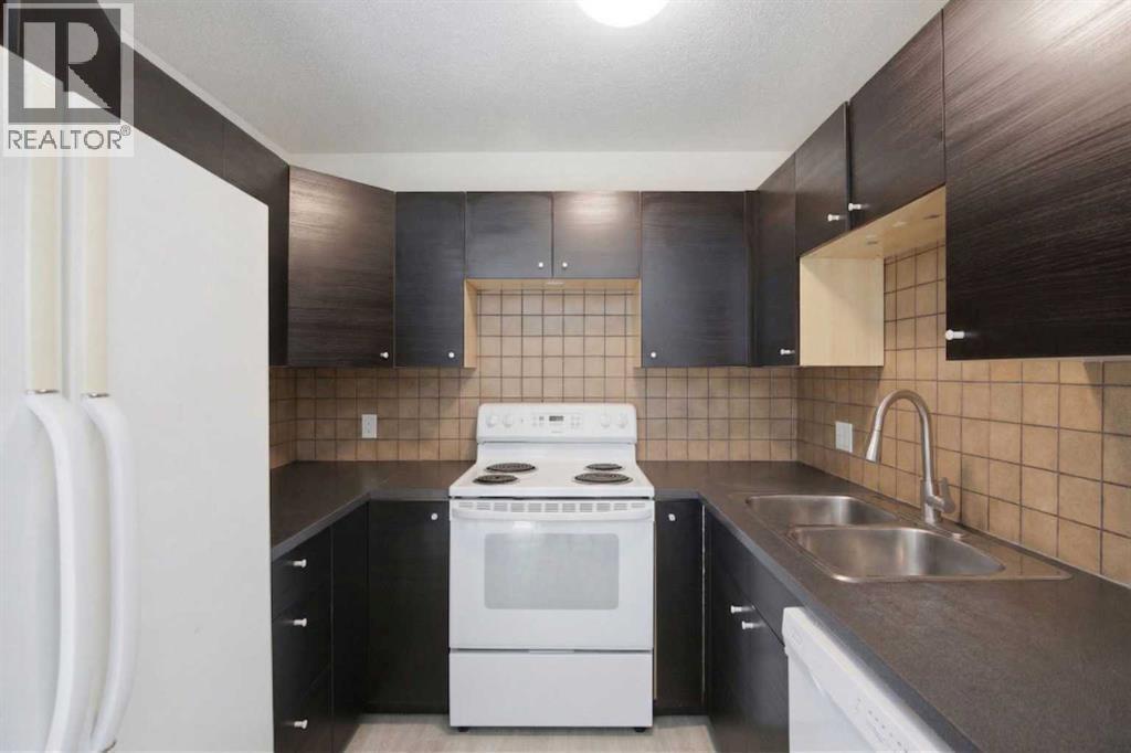 6335 24 Avenue NE, Calgary, Alberta  T1Y 2C5 - Photo 6 - A2301860